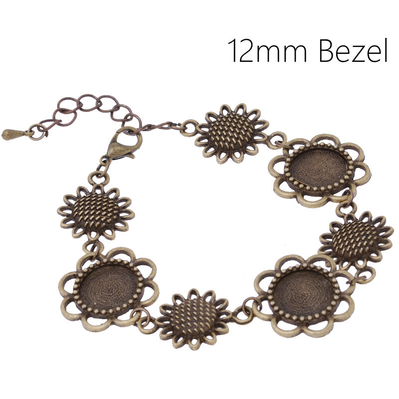 Round Bracelet Blanks with Chain and Clasp,3 pcs 12mm Round Bezel and 4pcs Sunflower charm,Zinc Alloy filled,Antique Bronze,length:24cm,5pcs/lot