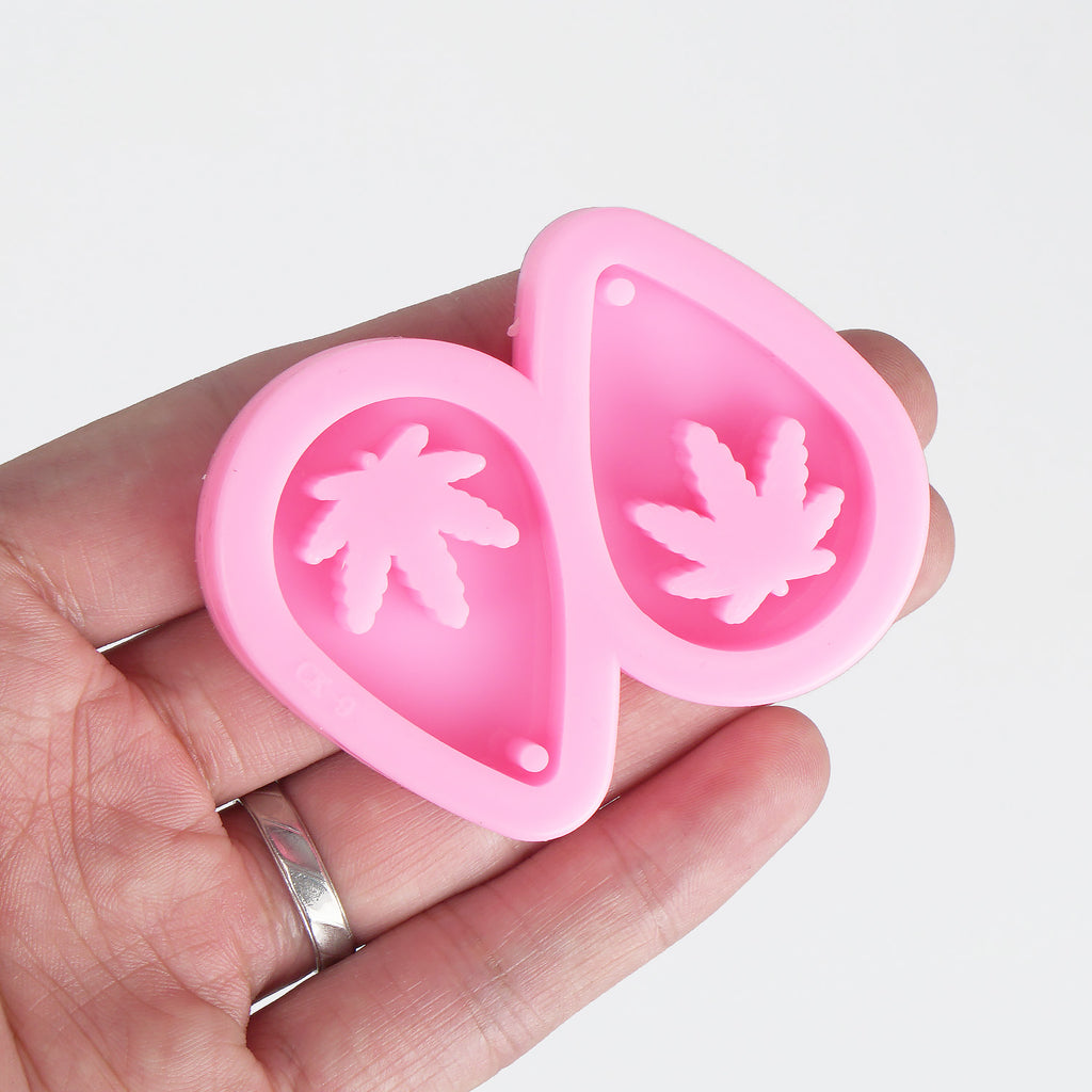 1 piece Maple Leaf Silicone Molds Leaf Earring Molds Jewelry Making Keychain Mold Water Drop Casting Mold 10336350