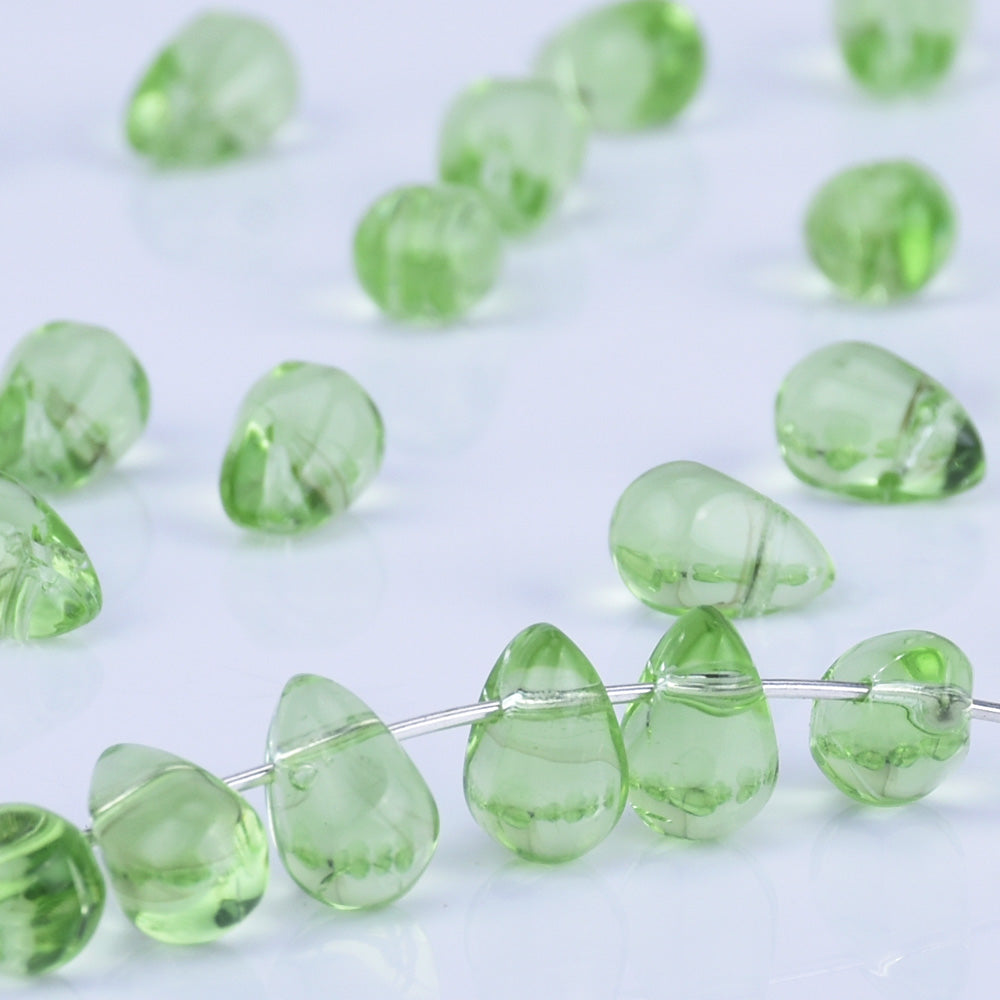 6*9mm Glass Teardrop Beads Czech beads Glass drop Beads Glass Beads Tiny Drops Seed Beads light green 50pcs