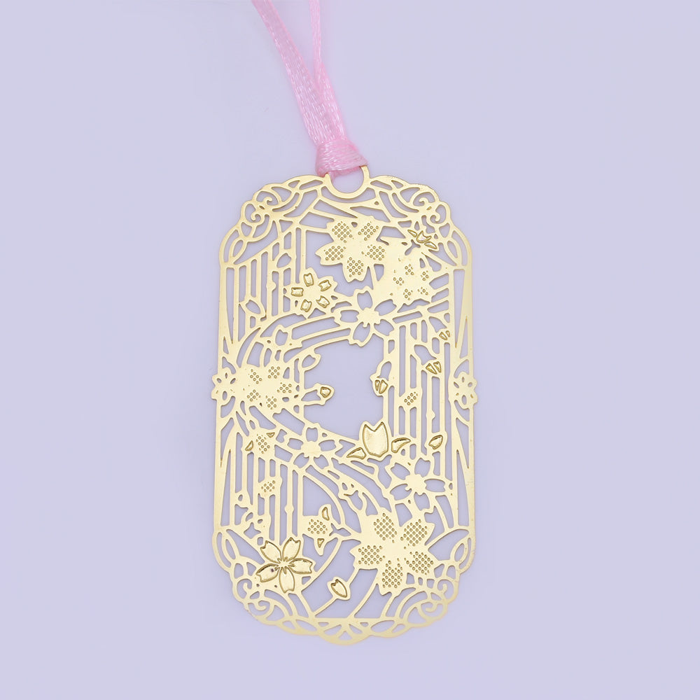 About 33*60mm Personalized Brass Bookmark Gift for Romance Readers cherry blossoms shape Bookmarks 4pcs