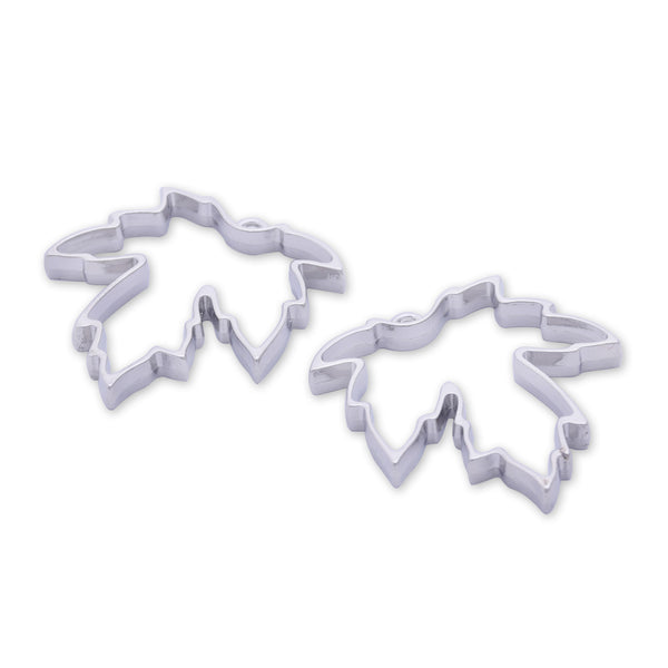 10 Silver Metal Maple leaf  frame  37*34*4mm bezel open back pendant  Zinc alloy accessories pendant trays Resin Setting Blanks