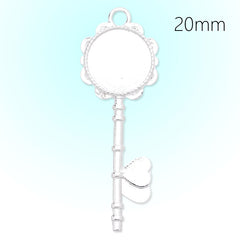 Key Pendant tray with 20mm Round bezel,Zinc Alloy filled,Shine silver plated,length:70mm,20pcs/lot